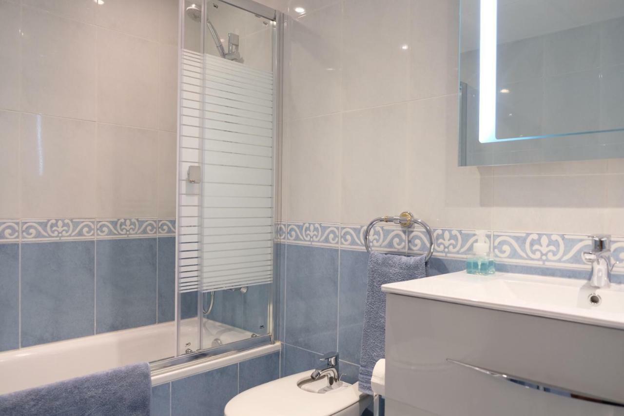 Luxury Modern Apartment With Terrace, Pool And Garage! Marbella Dış mekan fotoğraf